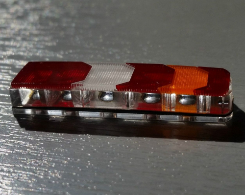 R�ckleuchten MB 6-Kammer 1:14