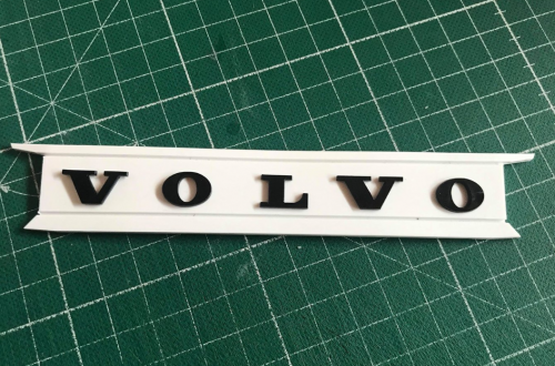 Volvo FH16 Grill Clean + VOLVO Schriftzug Logo 3D Look 1:14