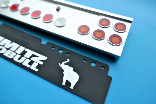 Trailer Alu Bumper LED Rcklicht rund 1:14