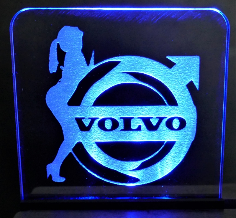 Nabenaufkleber weiß mit blauem Volvo-Logo Truck Accessoires